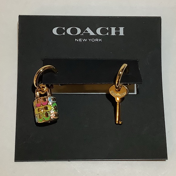 Coach Key Padlock Quilted Rainbow Mismatched Earrings New - Picture 2 of 6